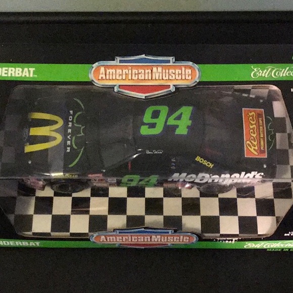 BILL ELLIOT #94 THUNDERBAT AMERICAN MUSCLE NASCAR - Picture 4 of 10